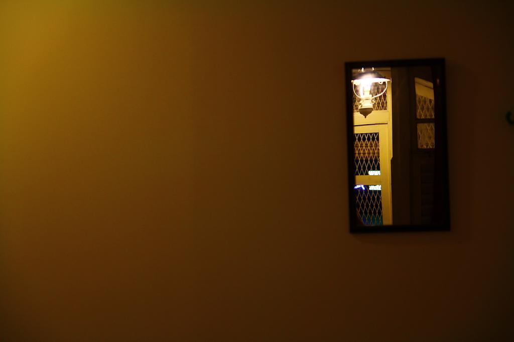 28 Bahari Hotel George Town  Szoba fotó